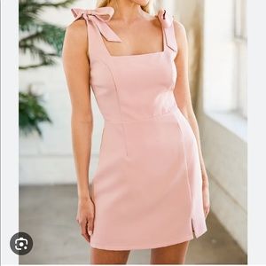Blush lulus dress